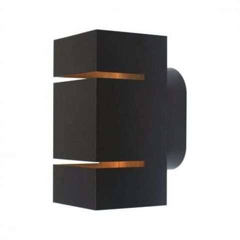 Накладний світильник на стіну в квадратному корпусі