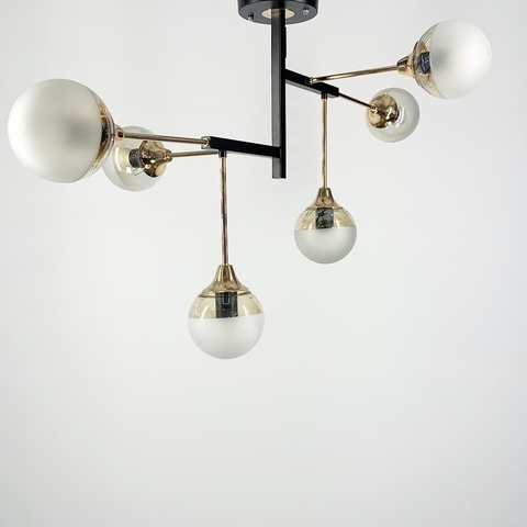 Люстра в геометрическом дизайне на 6 плафонов