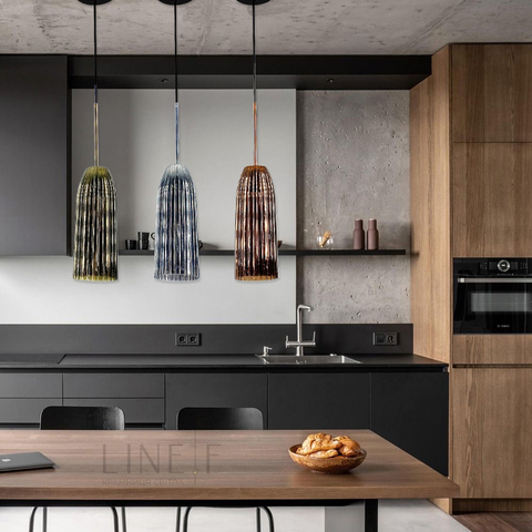 Серия подвесных светильников с удлиненным плафоном