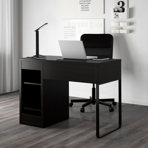 Настольный светильник с лаконичным дизайном