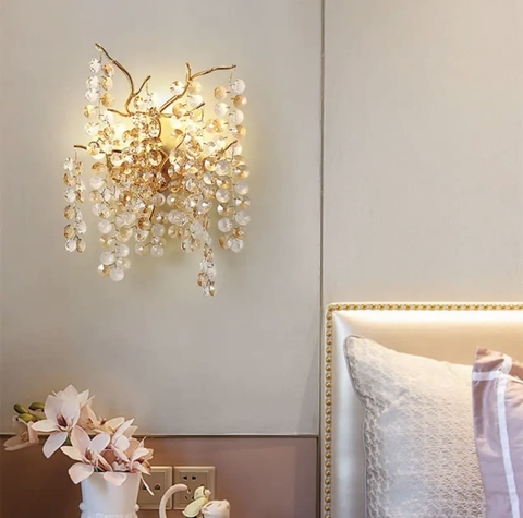 Настенный светильник в естественных мотивах