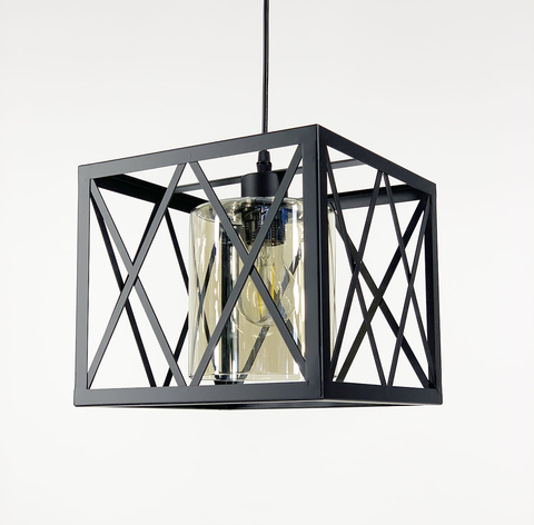 Підвісний світильник у геометричному чорному каркасі