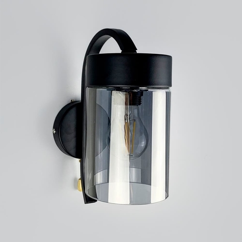 Бра Scandinavia у чорному каркасі з графітовим плафоном