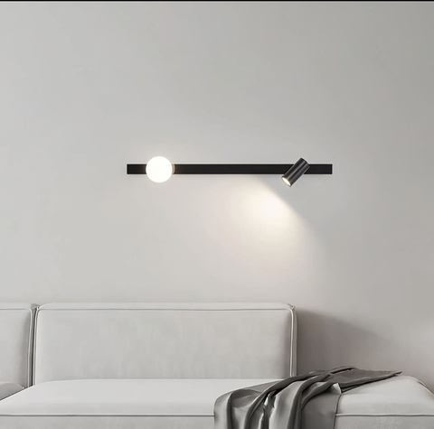 Лінійний стриманний світильник зі спотом 