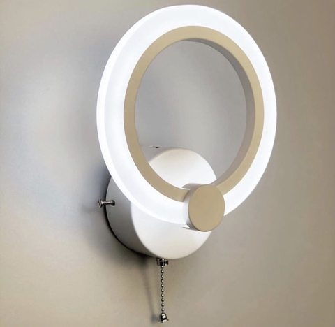 Светодиодная модель бра в белом.