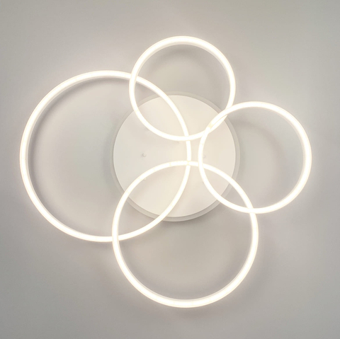 Сучасний LED світильник з RGB підсвіткою 