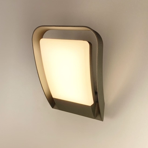 Світильник LED із вигнутим корпусом