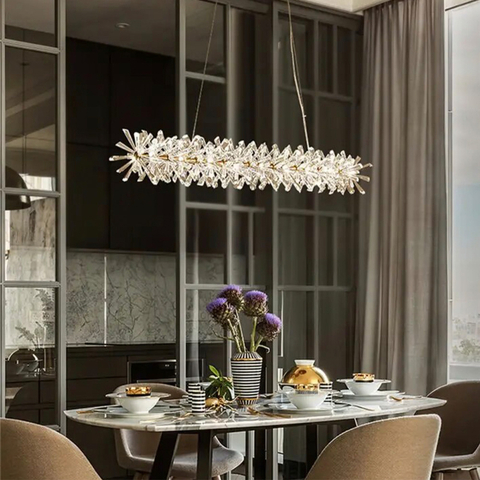 Удлиненная дизайнерская люстра с кристаллами