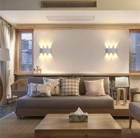 Фасадний світильник на 6 лінз в сірому корпусі