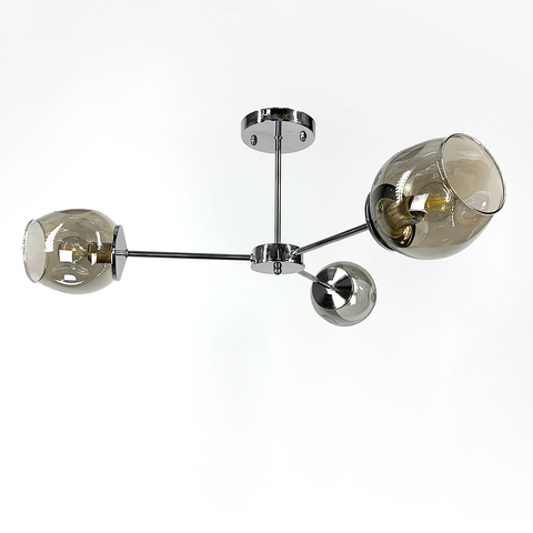 Сучасна стельова люстра в хромі на 3 плафони