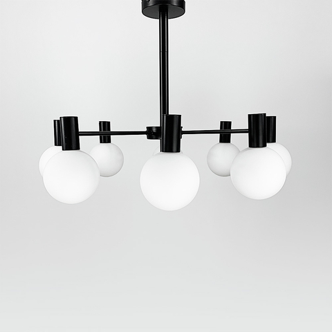 Сучасна чорна люстра з білими плафоном на 8 ламп