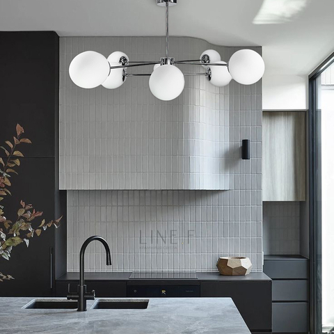 Стельова срібна люстра Right Selection на 8 плафонів