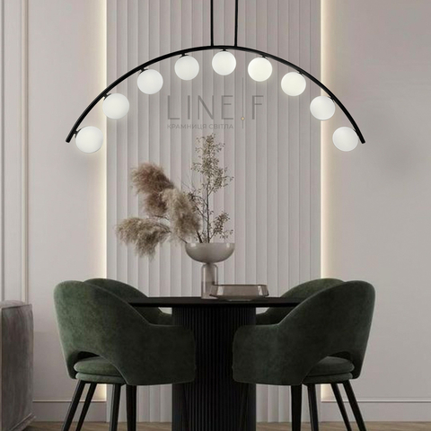 Чорна люстра-дуга на 9 білих плафонів