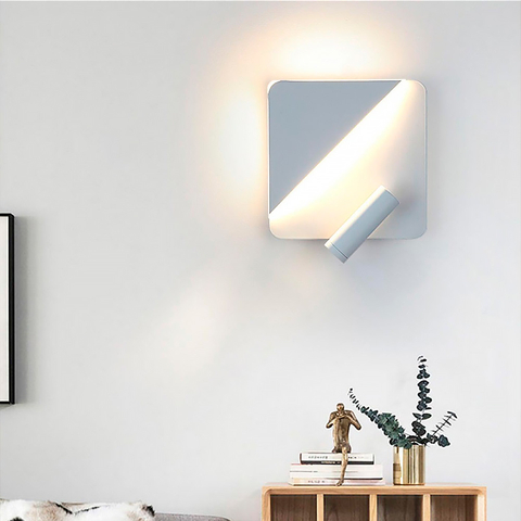 Настінний білий квадратний світильник із спотом