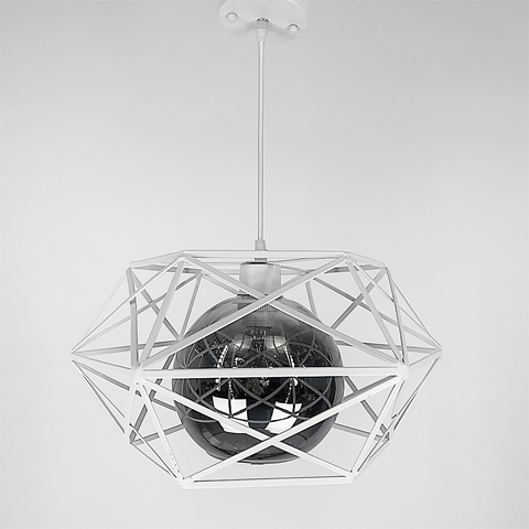 Люстра в белом корпусе с плафоном янтарь или графит