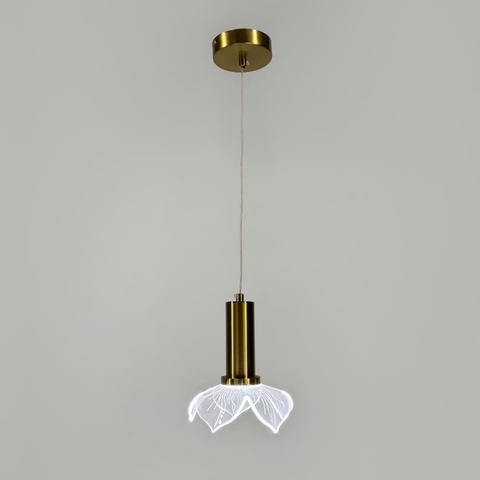 Подвес в виде прозрачного цветка 15х20 см