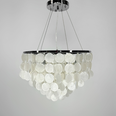 Круглая серебряная люстра ATHELIA с перламутровыми пластинами Ø 45 см