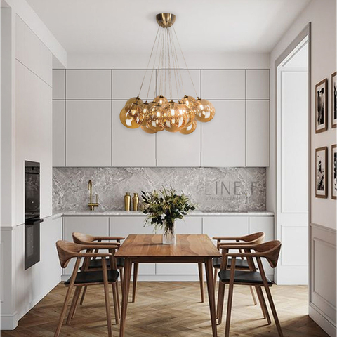 Люстра-пучок із янтарними плафонами