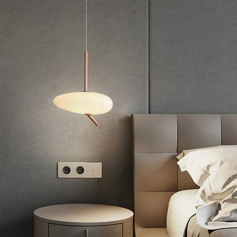 Стильний підвісний овальний світильник 19х12 см