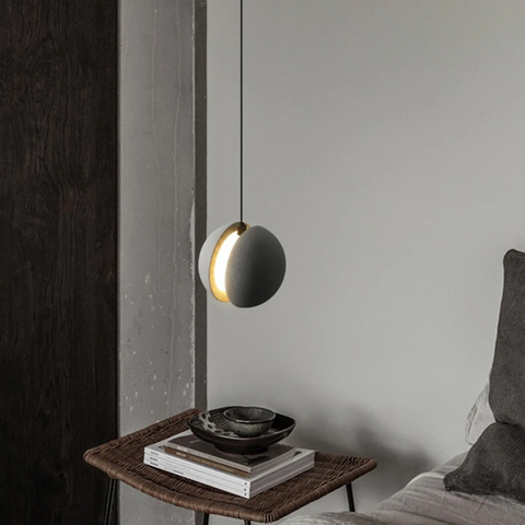 Підвіс MOON CONCRETE у вигляді розділеної сірої бетонної кулі