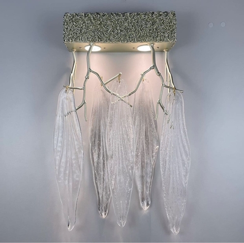 Бра с фактурными лепестками в корпусе сатин-никель