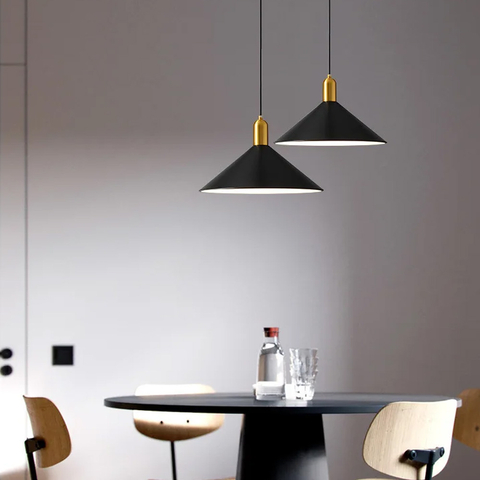 Подвес Forli с черным металлическим плафоном 35х20 см