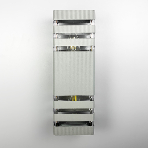 Вуличний настінний світильник на 2 лампочки у корпусі сірого кольору