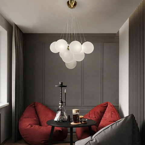 Люстра-пучок у золотому корпусі ⌀ 60 см 12 кульок