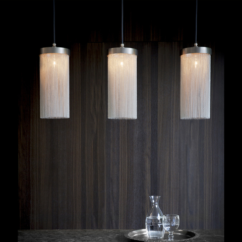 Подвес в хромированном корпусе с металлическими цепочками