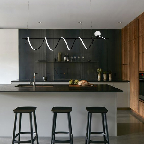 Удлиненная черная LED люстра со светодиодной волной и белым плафоном