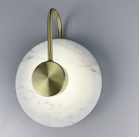 Завораживающая модель бра VINCENT из настоящих камней с белым мрамором