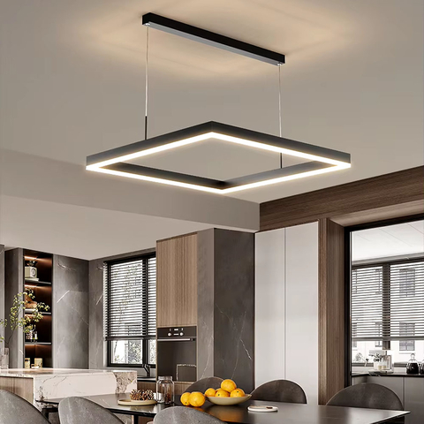  Чорна люстра із підвісним квадратом 60 см