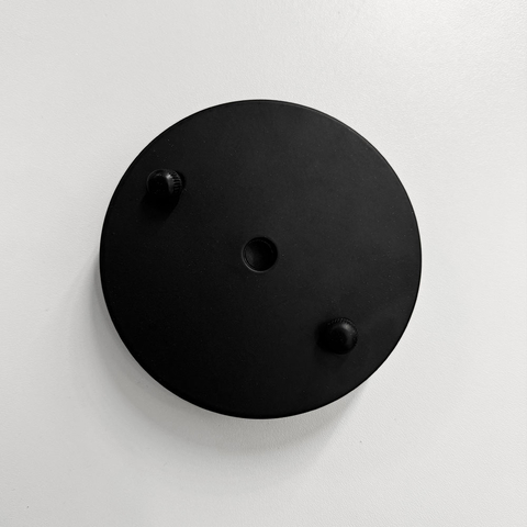 Одинарна кругла стельова основа у чорному кольорі 10х2 см