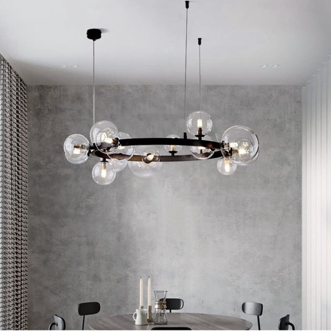 Светильник с 15 прозрачными плафонами-шарами разного диаметра