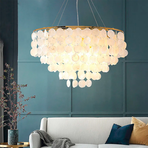 Кругла золота люстра ATHELIA із перламутровими пластинами Ø 80 см