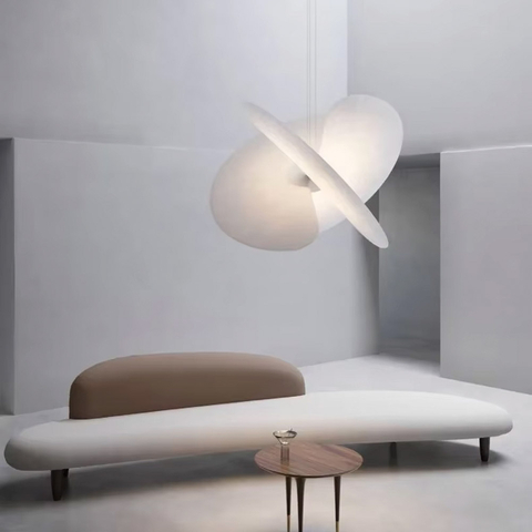 Футуристическая люстра в белом корпусе Ø 50 см