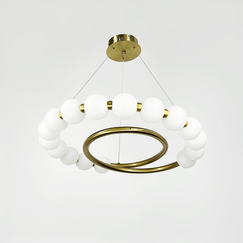 Подвесная латунная люстра с белыми шариками Ø 60 см