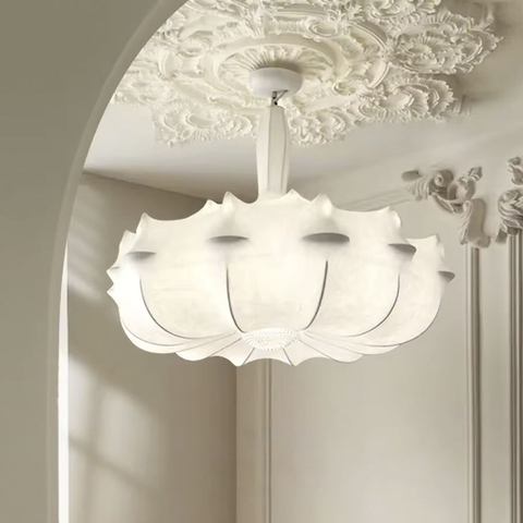 Люстра із білим фігурним абажуром Ø 80 см
