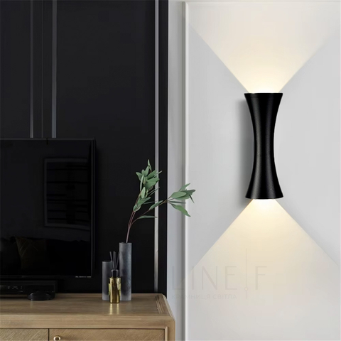 Чорне бра з двостороннім світлом 26х10 см