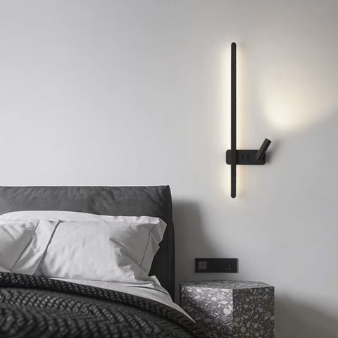 Чорне лінійне бра 65 см зі спотом справа та 2-ма вимикачами