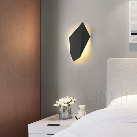 Чорне геометричне бра 35х23х6 см