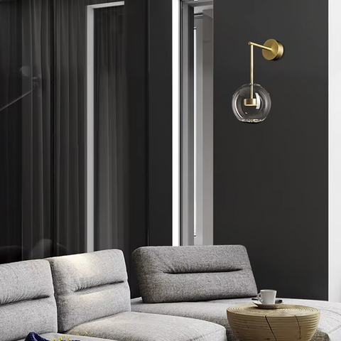 Повітряний стіновий світильник Ø20 см із латунною основою