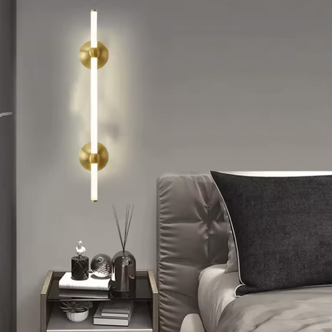 Лінійне бра у латунному корпусі з двома кріпленнями 62 см