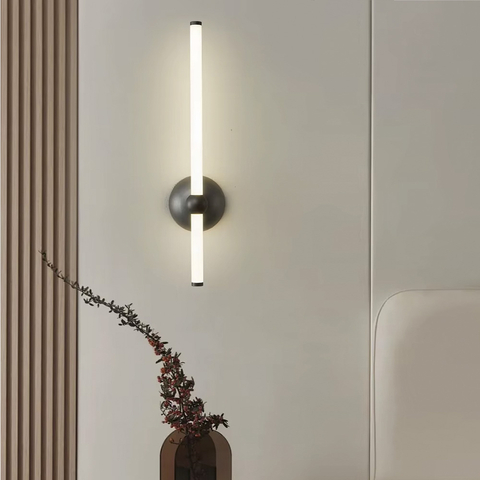 Лінійне бра у чорному корпусі з одним кріпленням 45 см