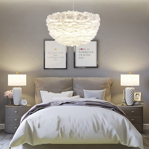 Світильник з натуральним пір'ям білого кольору Ø 60 см