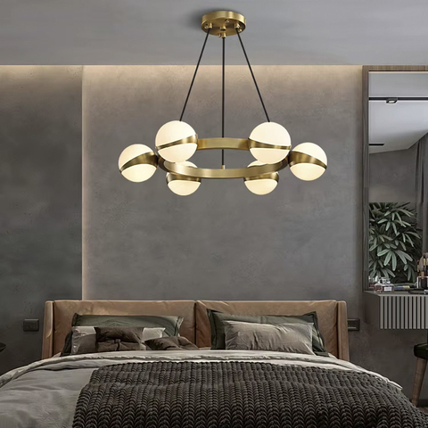 Елегантна латунна кільцева люстра на 6 плафонів Ø 65 см