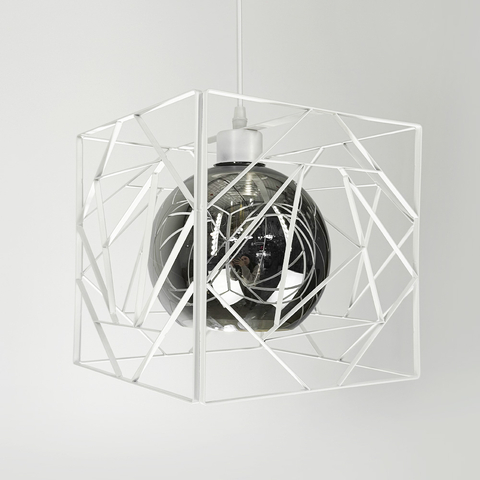 Люстра в белом корпусе с графитовым плафоном 24х24 см