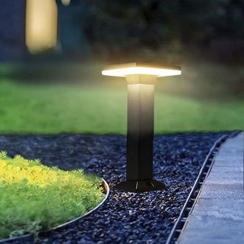 Ландшафтний світильник стовпчик з квадртаним верхом 20х15 см