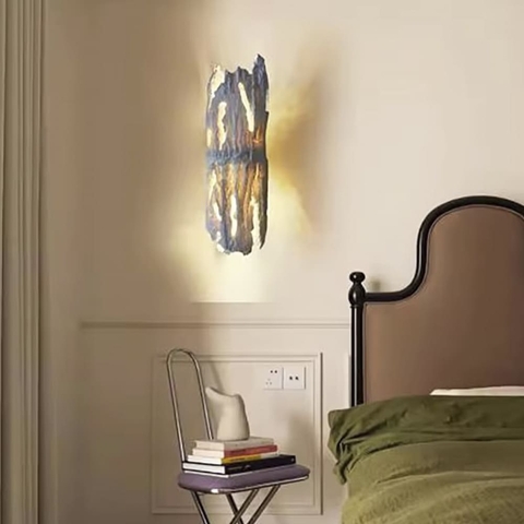 Оригінальне бра у вигляді кори дерева білого кольору 34х10 см