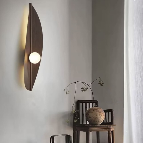 Природне бра у формі витонченого дерев'яного листка 63х22 см